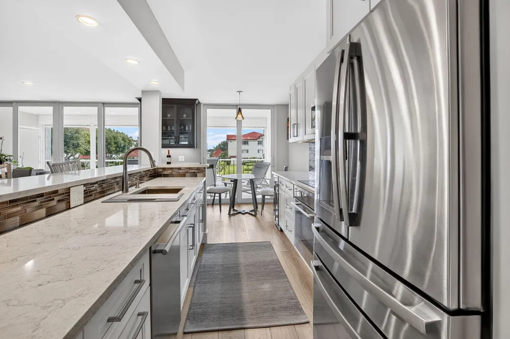 104 Half Moon Circle, Hypoluxo, FL 33462