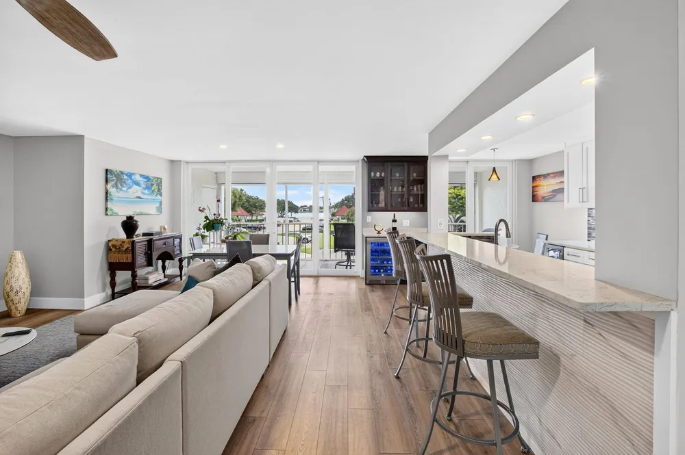104 Half Moon Circle, Hypoluxo, FL 33462