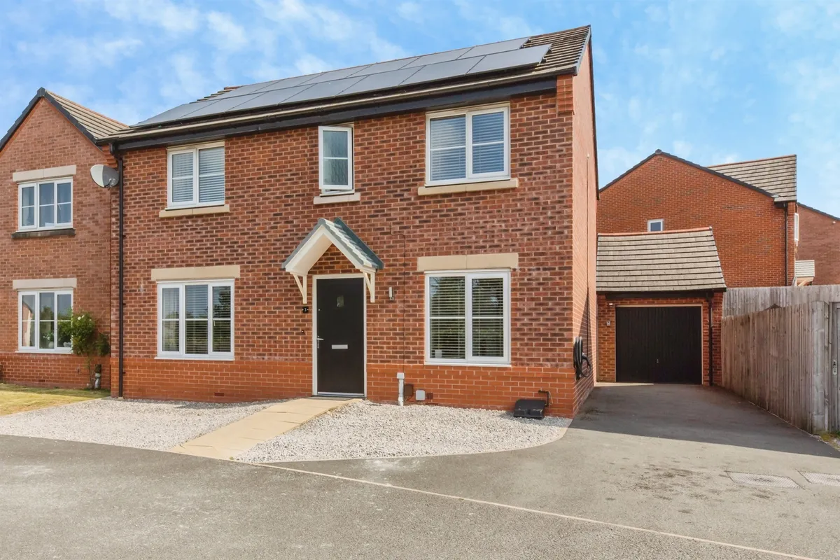 Heath Place, Winsford