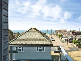 Keymer Avenue, Peacehaven thumb 3