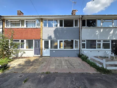 Lawn Close, GOSPORTphoto