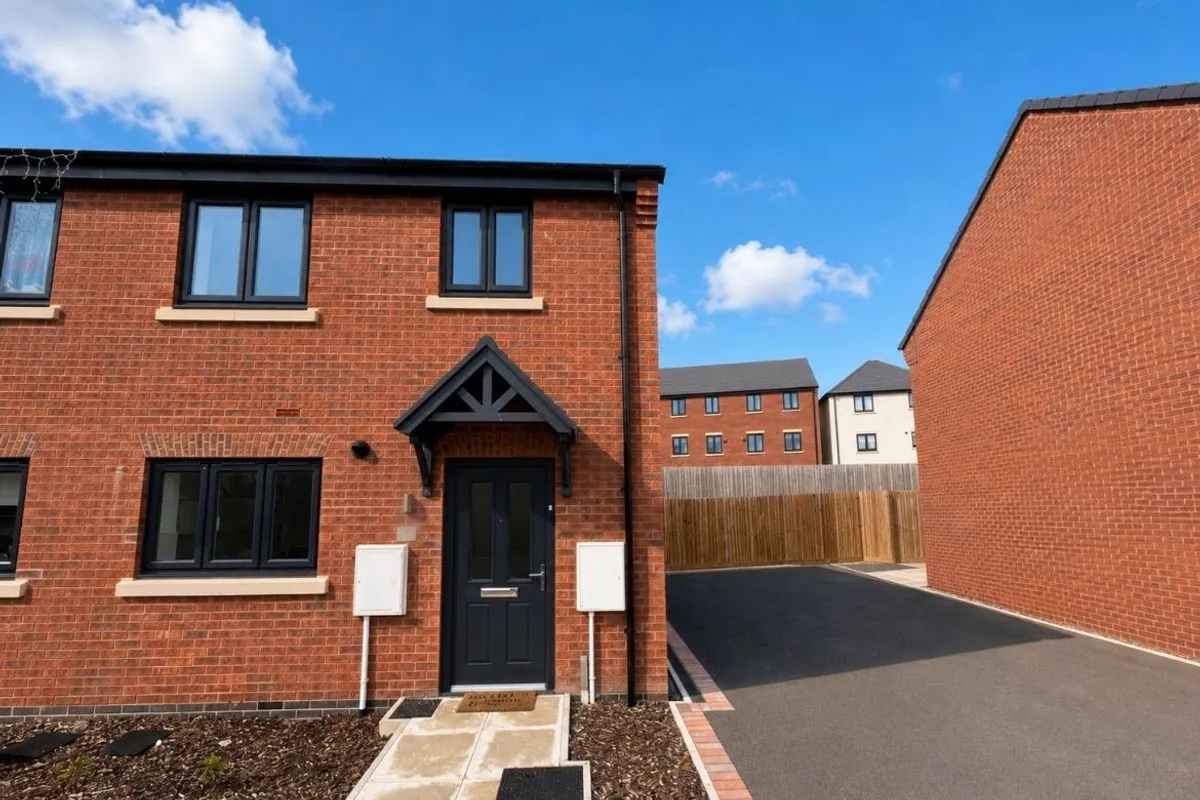 Cannon Close, Corby