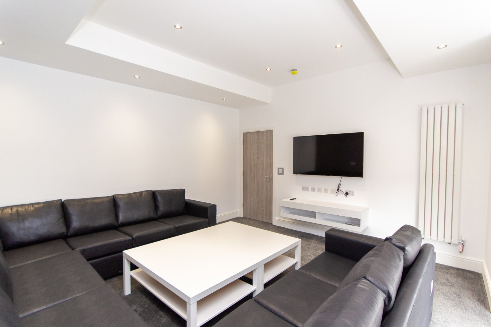 Holyhead Road, Bangor, Gwynedd, LL57 Image 11