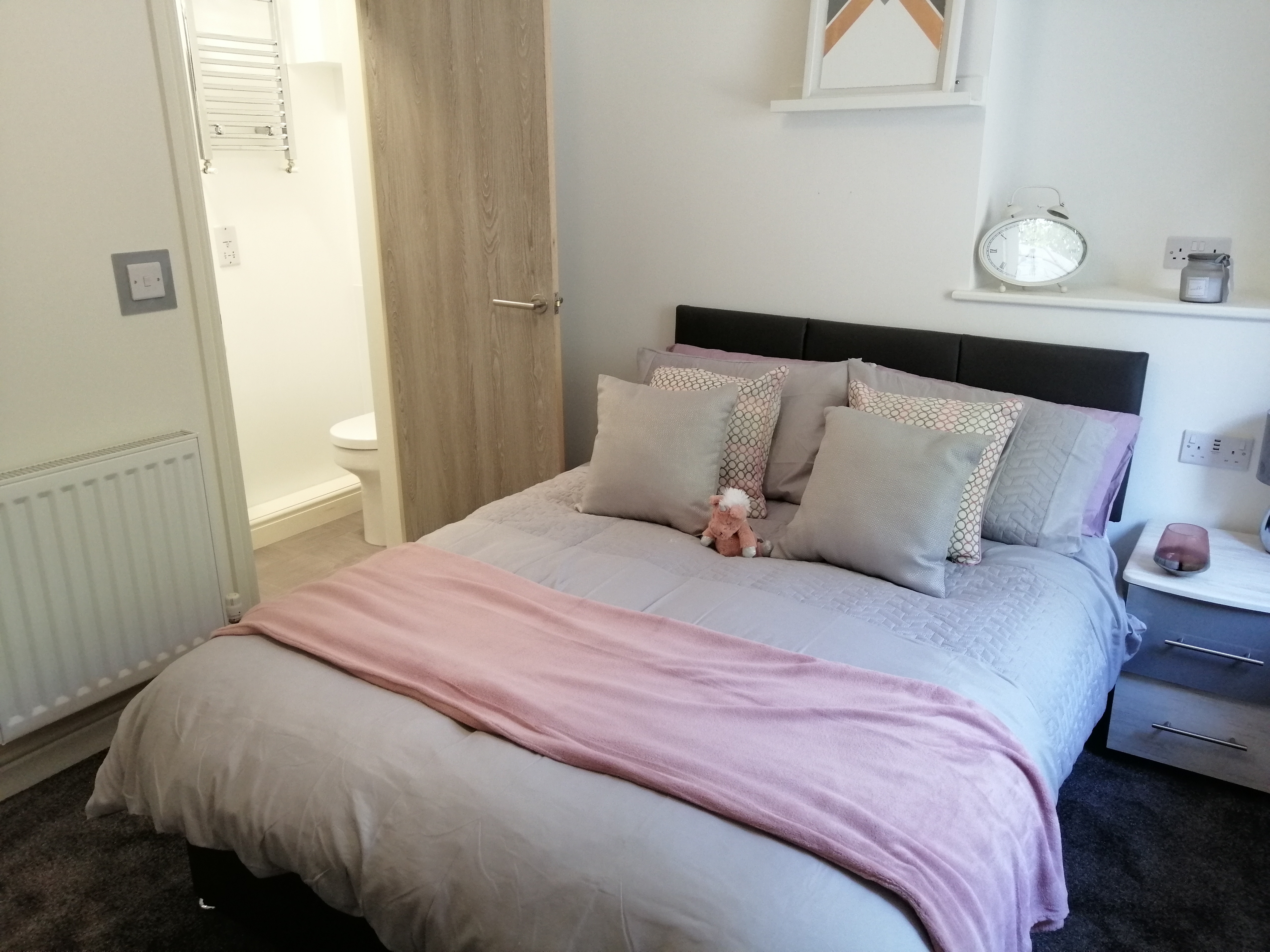 Holyhead Road, Bangor, Gwynedd, LL57 Image 1