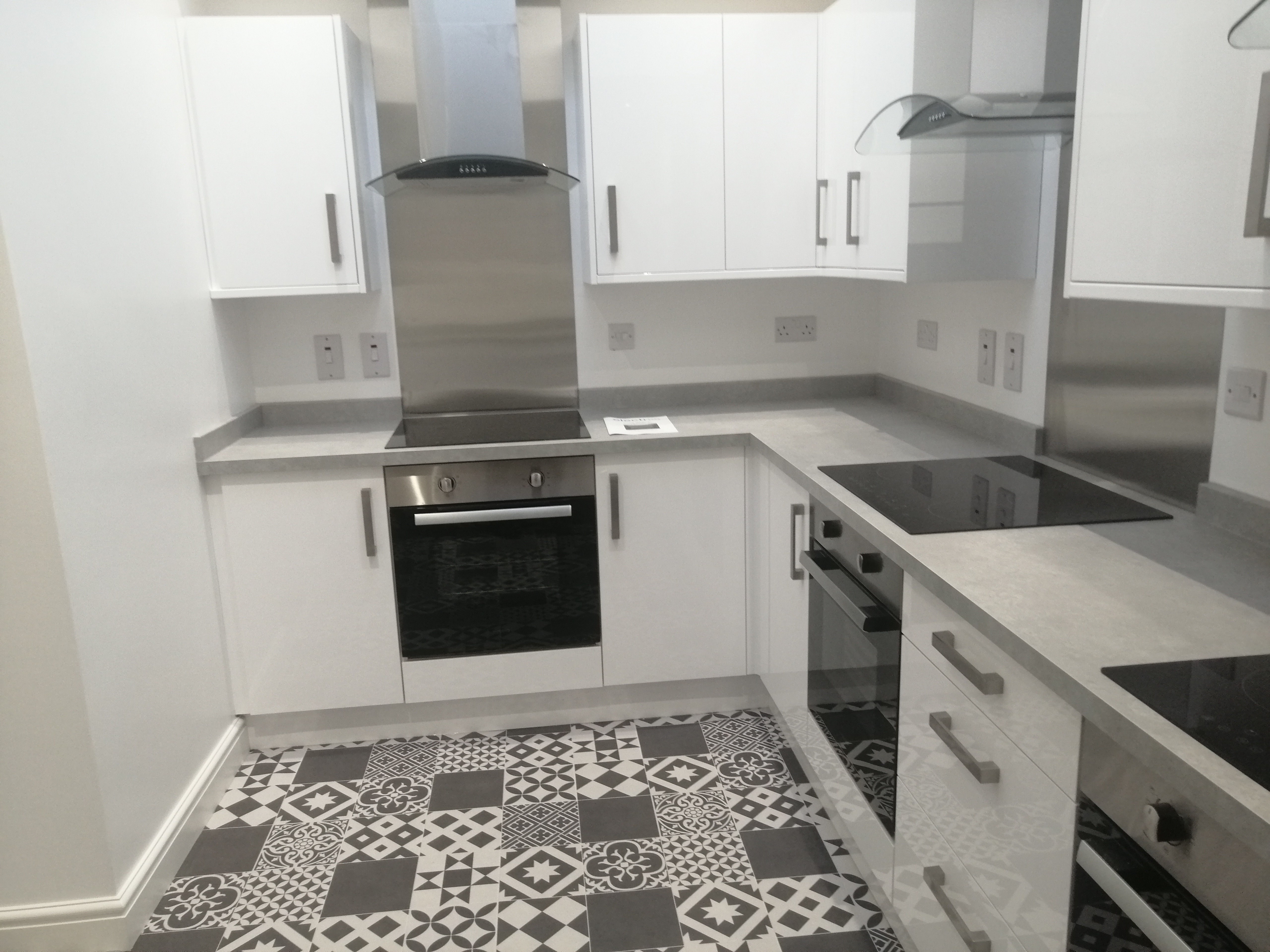 Holyhead Road, Bangor, Gwynedd, LL57 Image 4