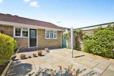 Laburnum Crescent, Crewkerne