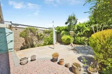 Laburnum Crescent, Crewkerne