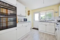 Laburnum Crescent, Crewkerne