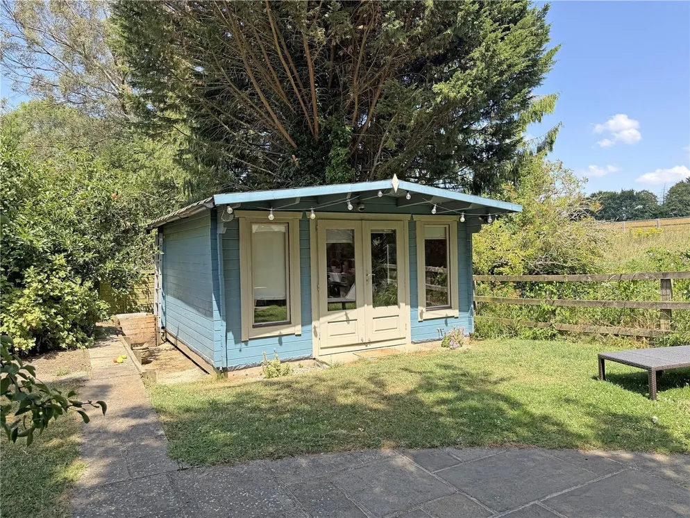 Property carousel item 24