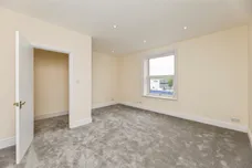 Wakefield Road, Morley, LEEDS