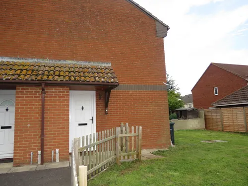 St Dunstan Close, CALNEphoto