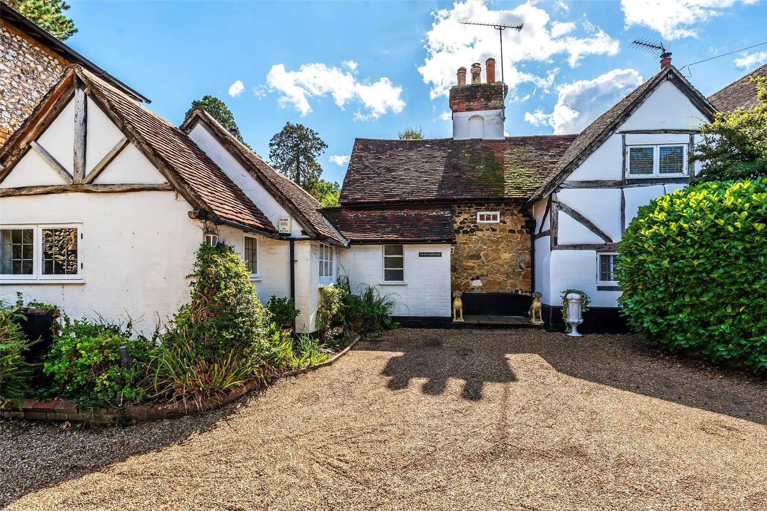 Hampstead Lane, Dorking, RH4 photo 15