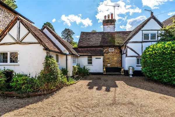 Hampstead Lane, Dorking, RH4 photo 15