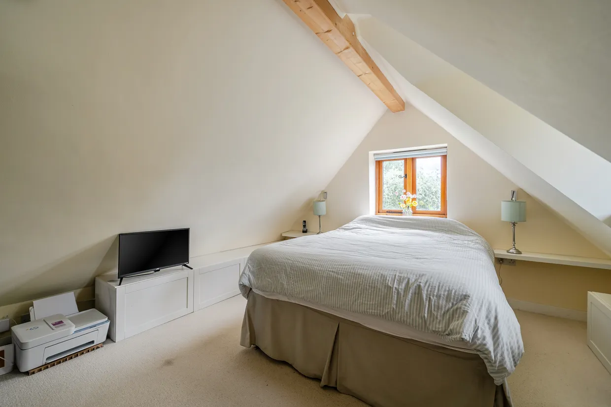 Coronation Road, Littlewick Green, Maidenhead, SL6 photo 8