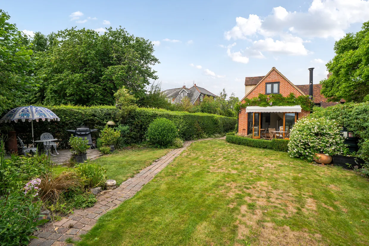 Coronation Road, Littlewick Green, Maidenhead, SL6 photo 10