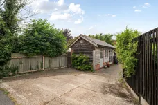 Coronation Road, Littlewick Green, Maidenhead, SL6 photo 13