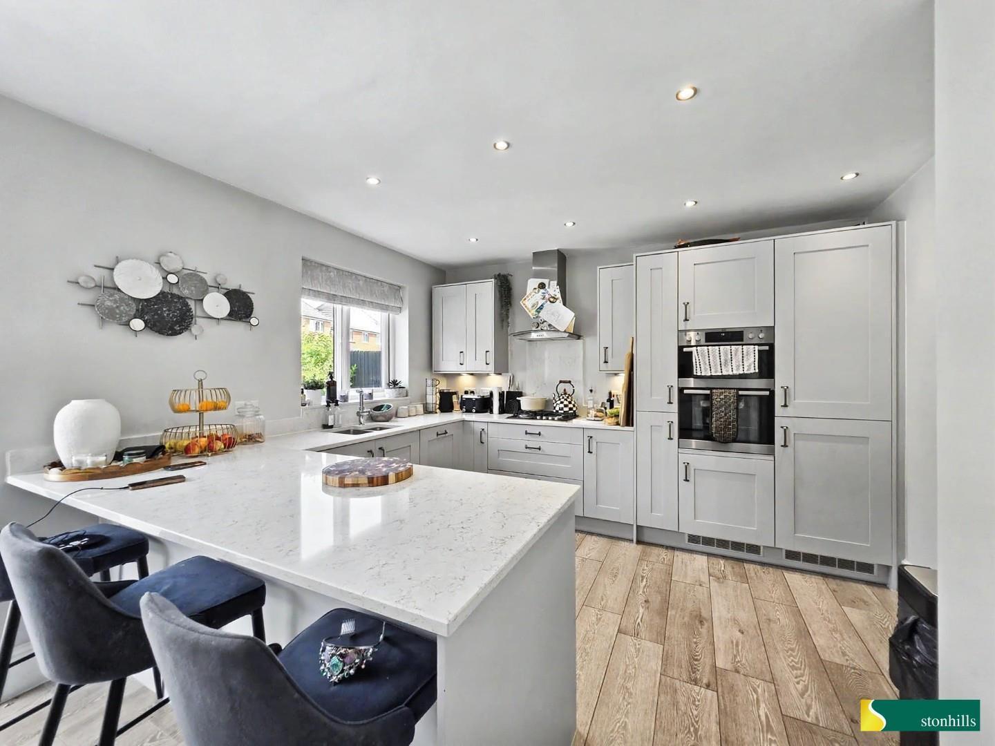 Donnington Close, Spinney Hill, Northampton Image 10