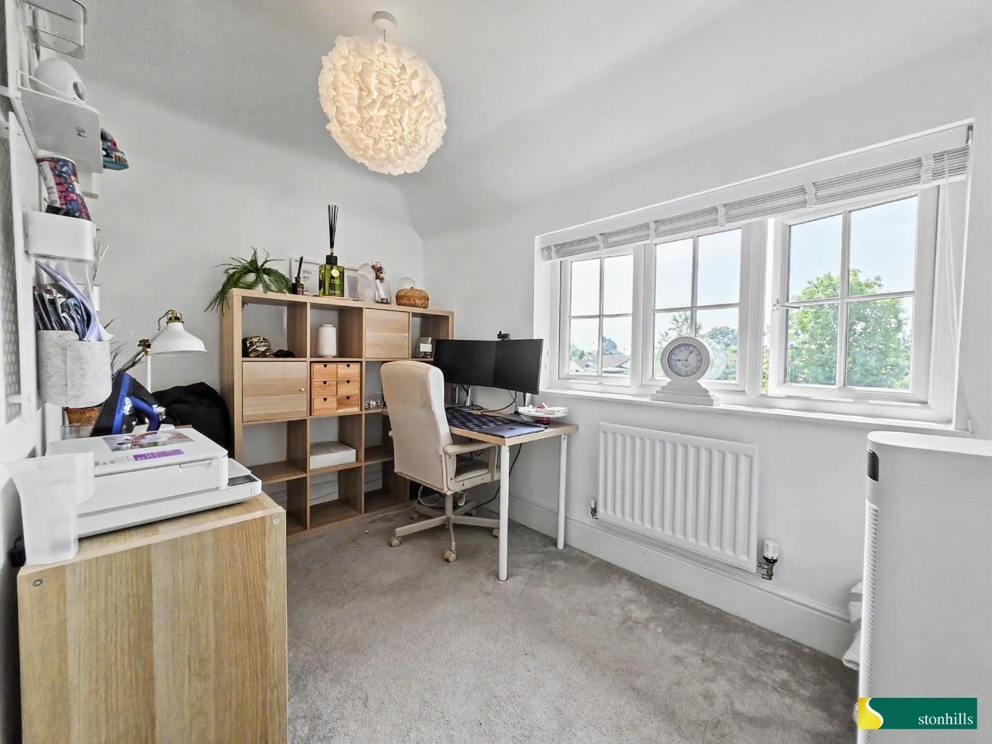 Donnington Close, Spinney Hill, Northampton Image 21