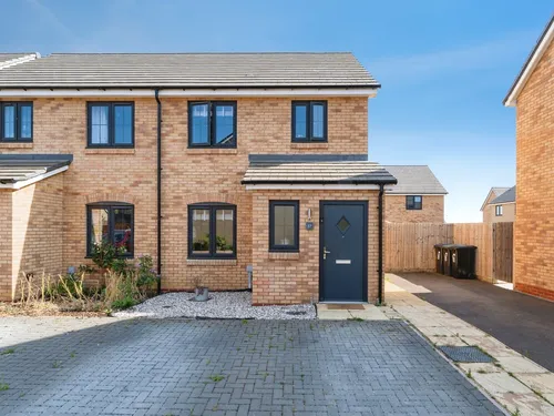 King James Close, Fordham, Elyphoto