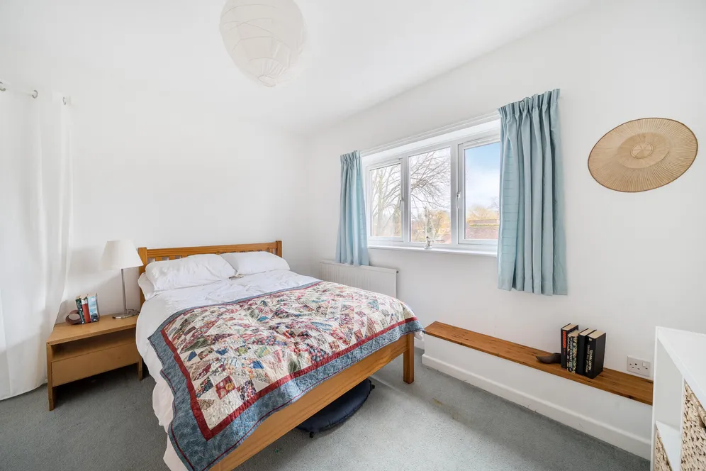Itchel Lane, Crondall, Farnham, GU10 photo 17