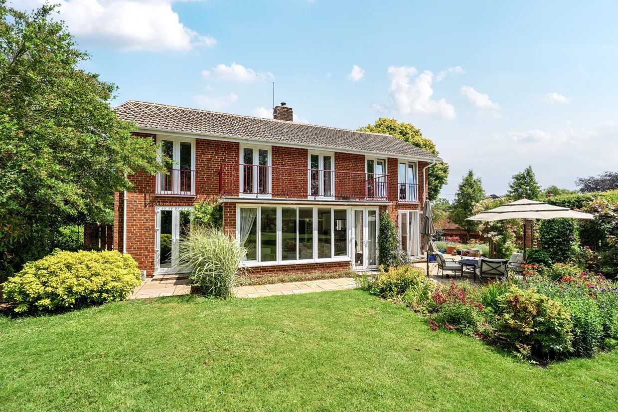 Itchel Lane, Crondall, Farnham, GU10 photo 21