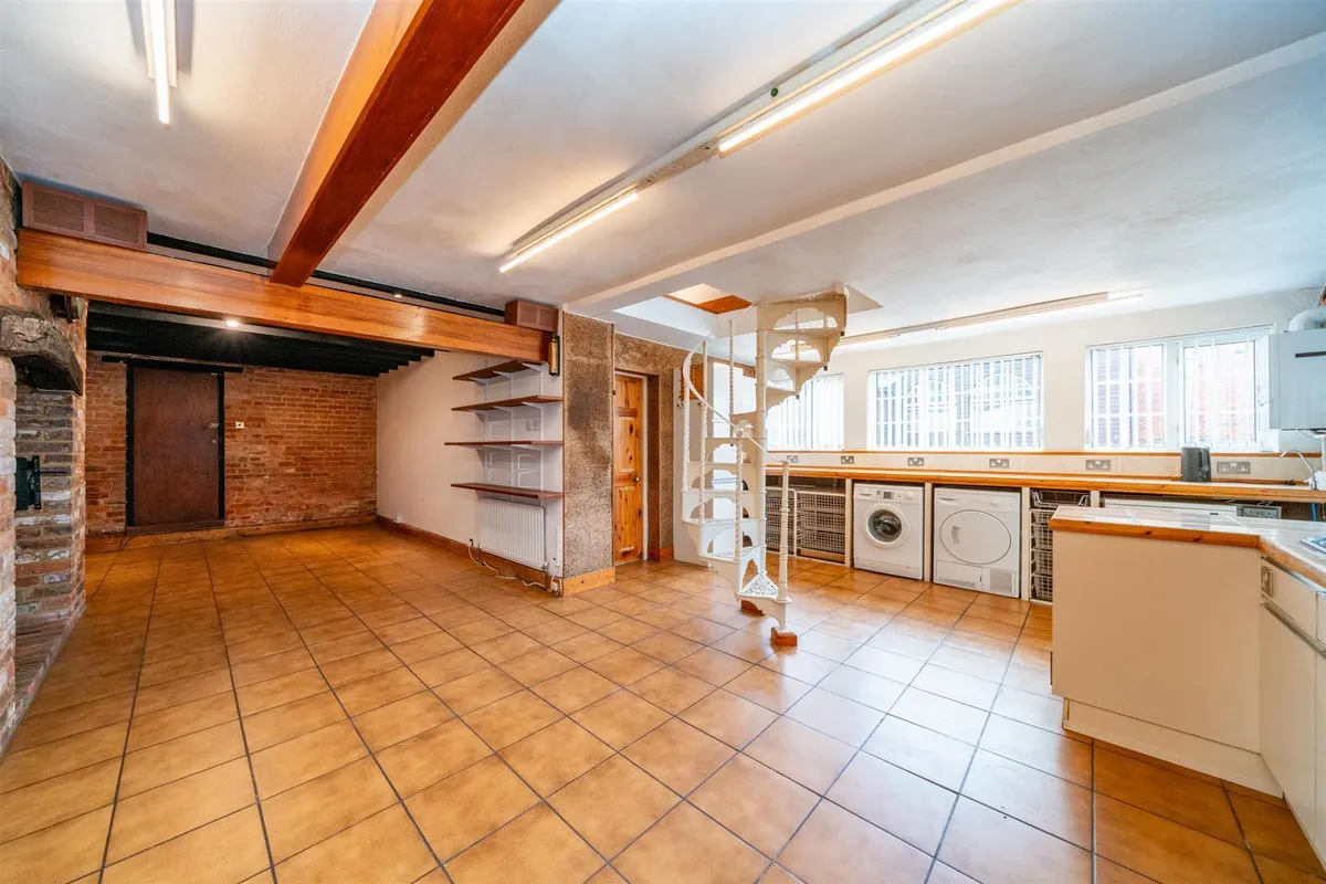 Piccotts End, Hemel Hempstead, Hertfordshire, HP1 3AU