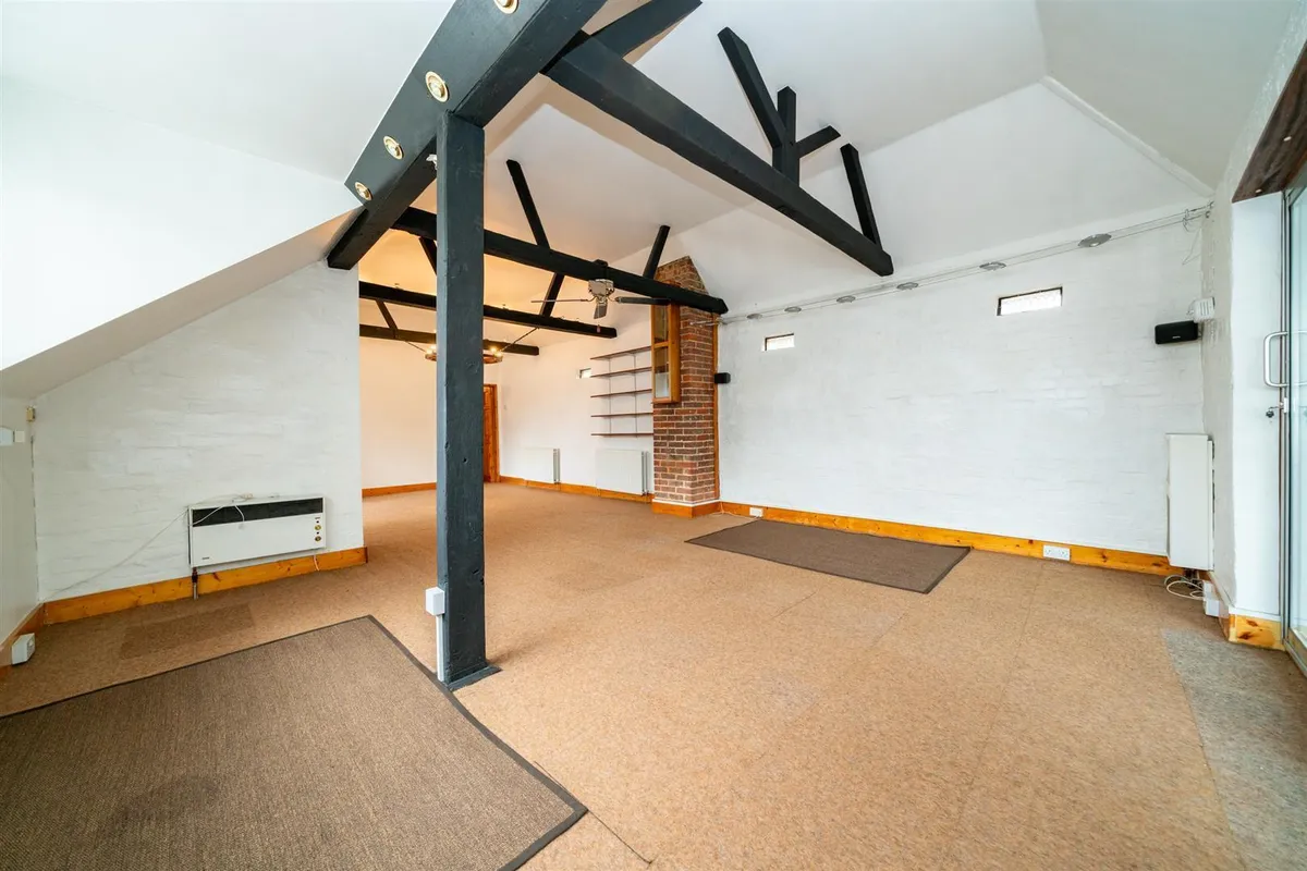 Piccotts End, Hemel Hempstead, Hertfordshire, HP1 3AU