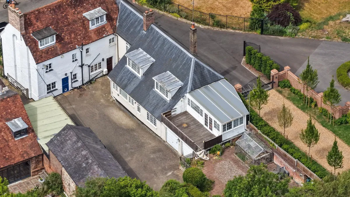 Piccotts End, Hemel Hempstead, Hertfordshire, HP1 3AU