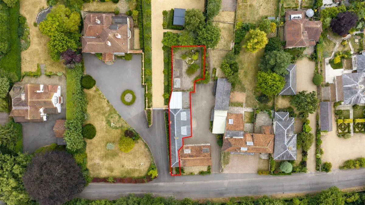 Piccotts End, Hemel Hempstead, Hertfordshire, HP1 3AU