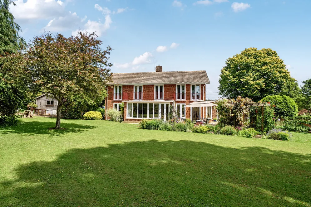 Itchel Lane, Crondall, Farnham, GU10 photo 30