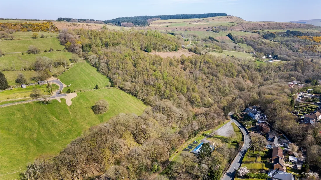 Property photo 33