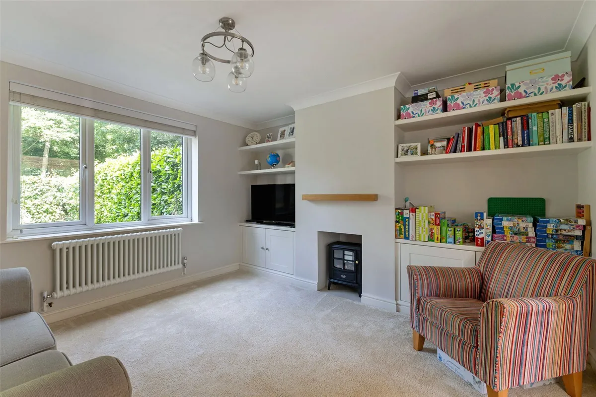Pond Road, Bramley, RG26