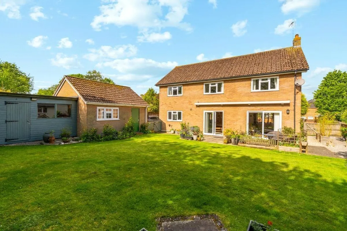 Hazel House, Sherfield On Loddon, RG27