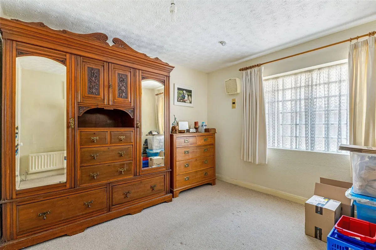 Pack Lane, Kempshott, RG22