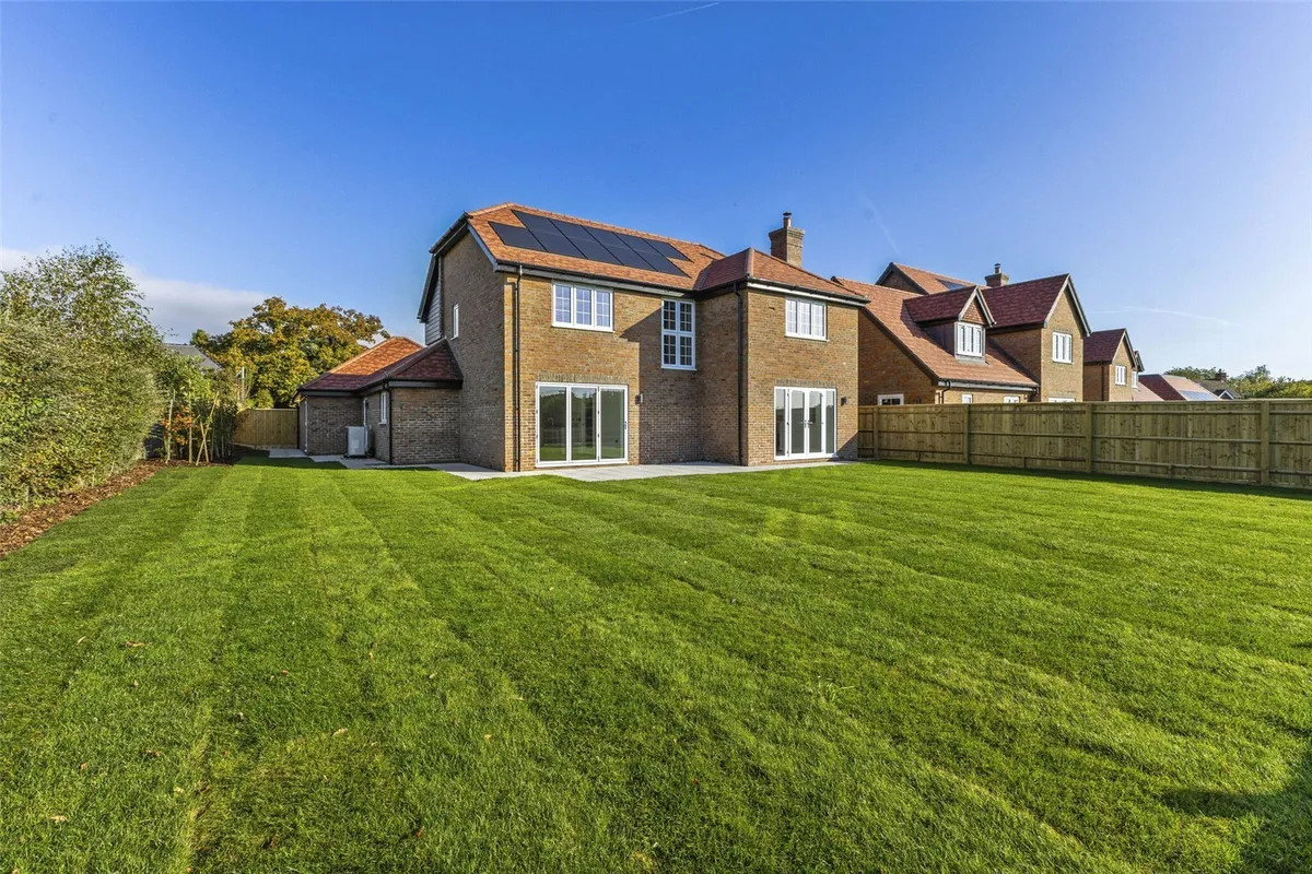 Bowbrook Copse, Charter Alley, RG26
