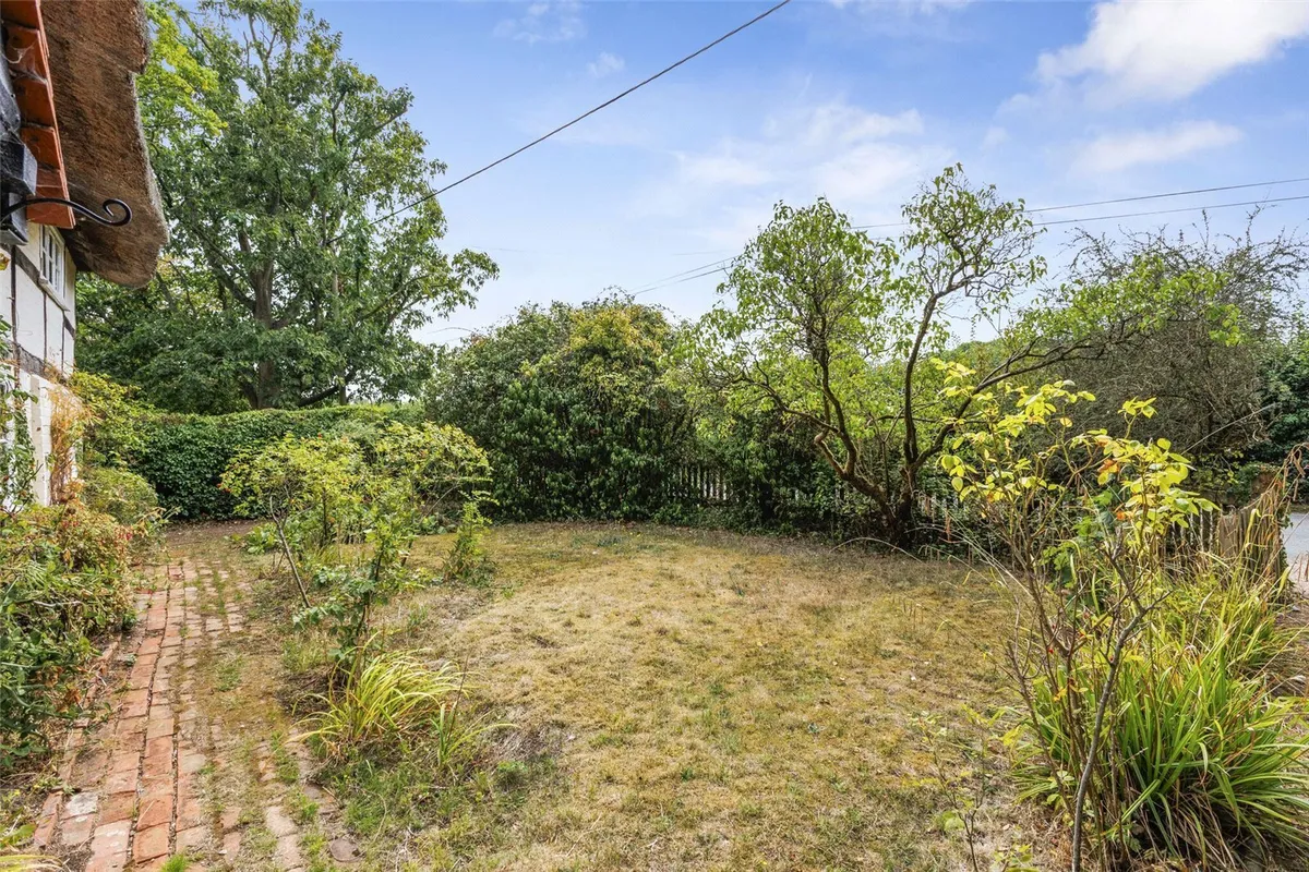 Frog Lane, Rotherwick, RG27
