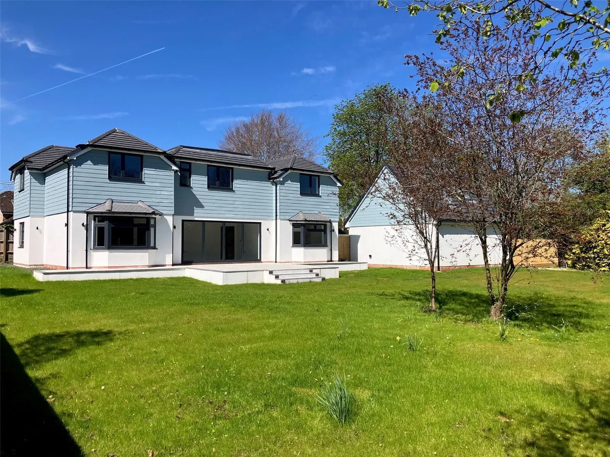 Manor Road, Sherborne St John, RG24