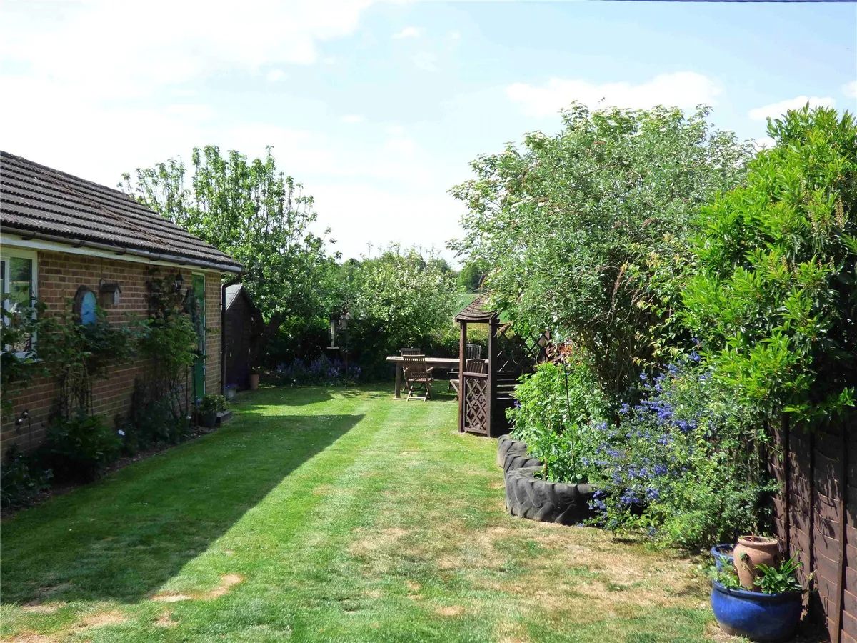Wheatleys Close, Steventon, RG25