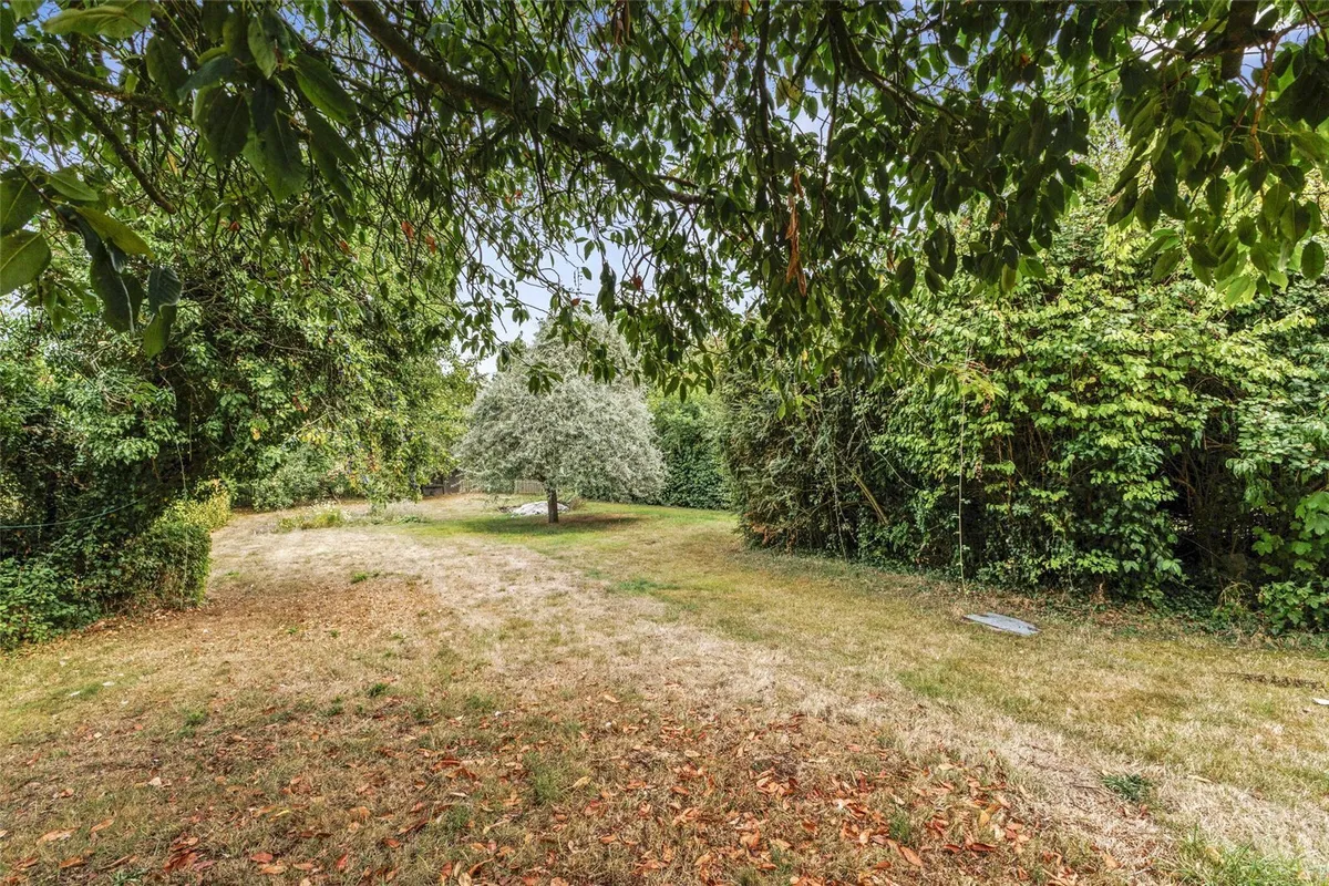 Frog Lane, Rotherwick, RG27