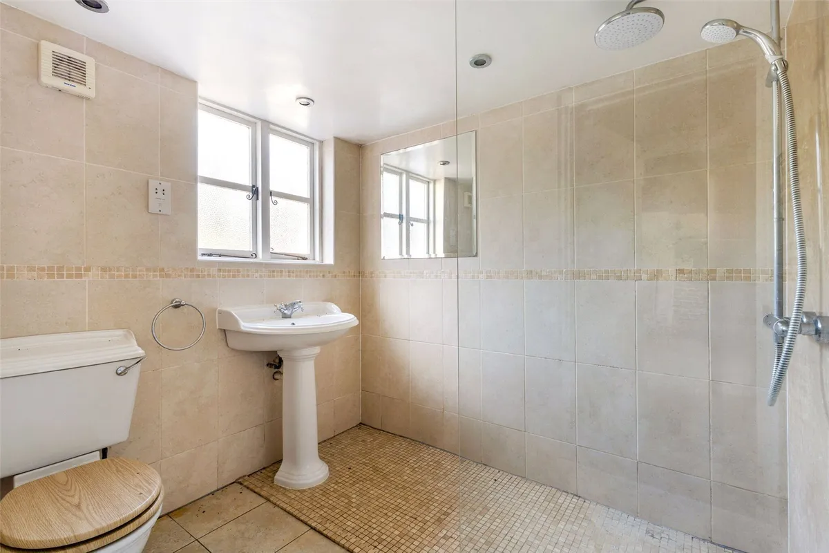 Redhouse Farmhouse, Monk Sherborne, RG26