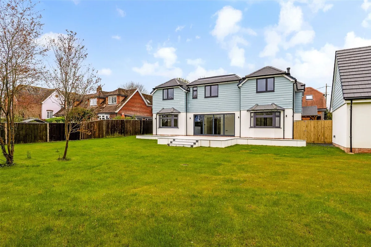 Manor Road, Sherborne St John, RG24