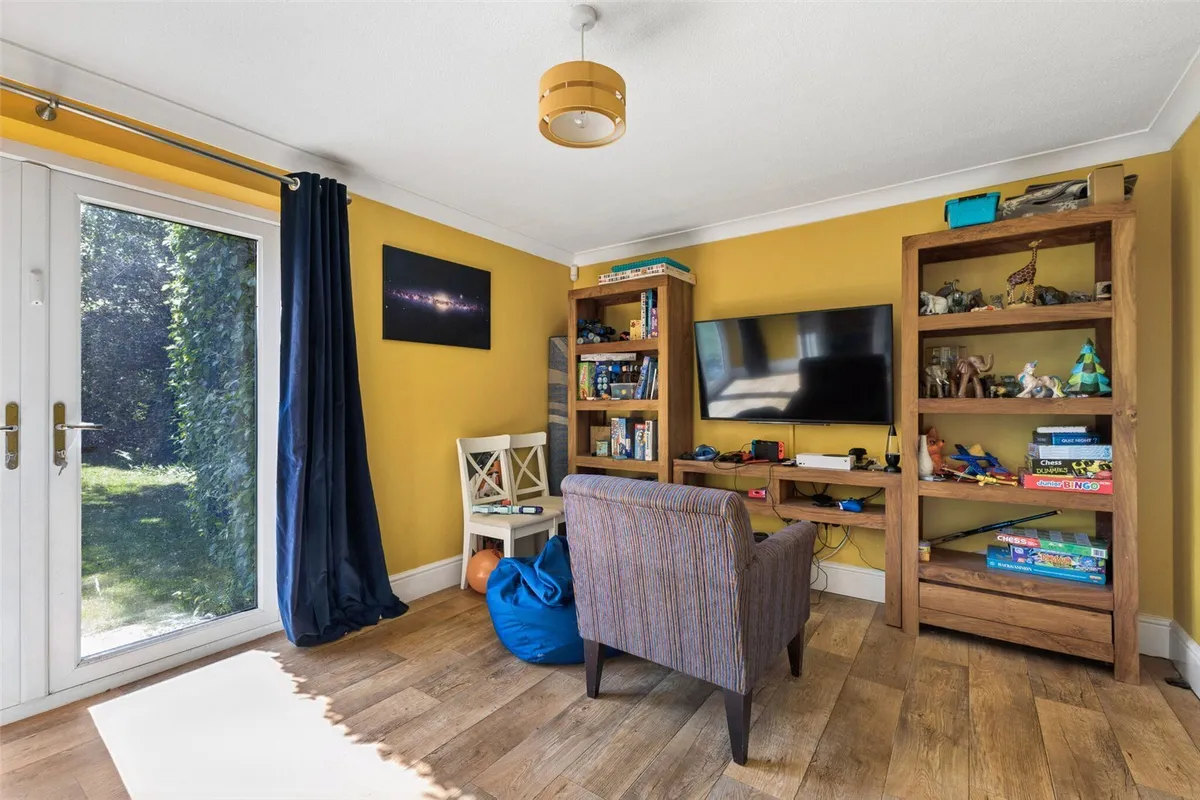 Northfield Road, Sherfield On Loddon, RG27