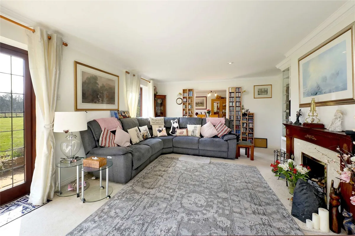 Boars Bridge House, Little London, RG26