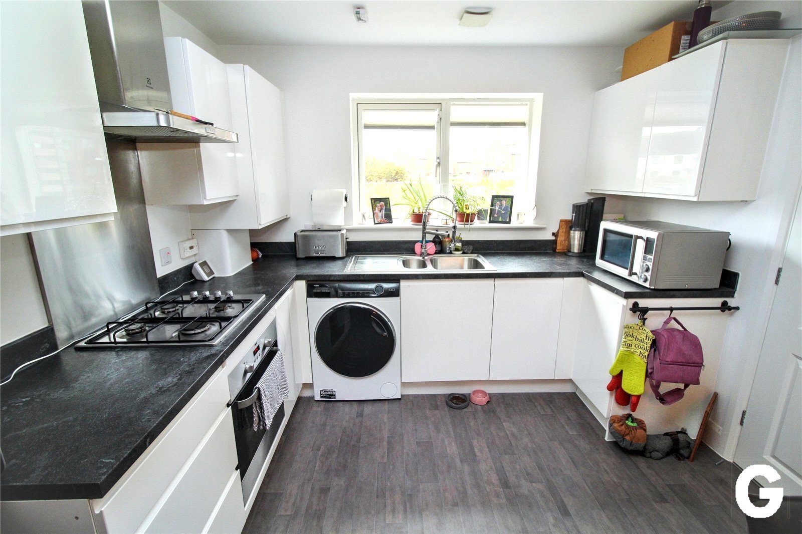 Neptune Drive, St. Leonards, Ringwood, Hampshire, BH24 Image 4