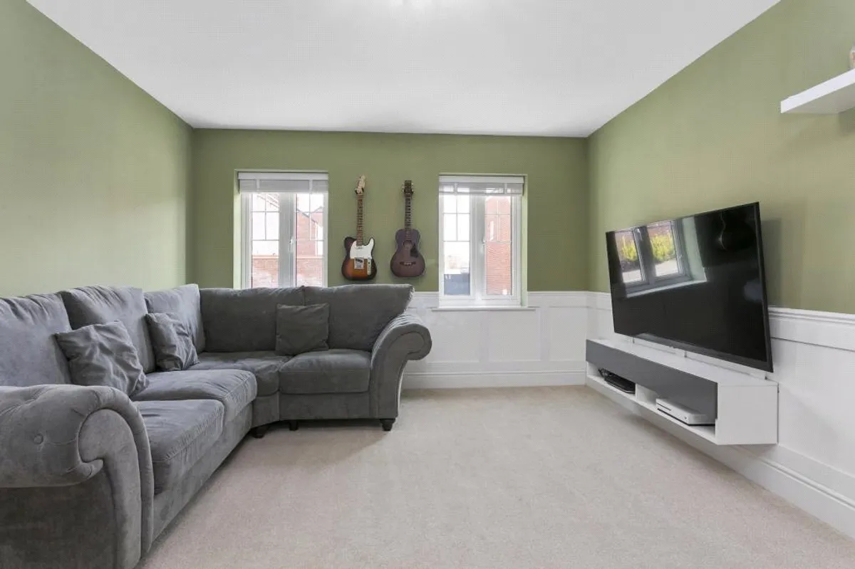 Westlake Gardens, Bramley, RG26