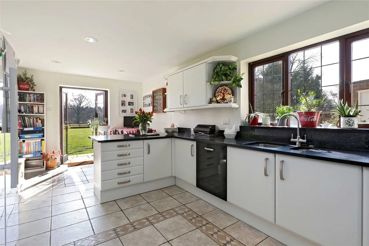 Boars Bridge House, Little London, RG26