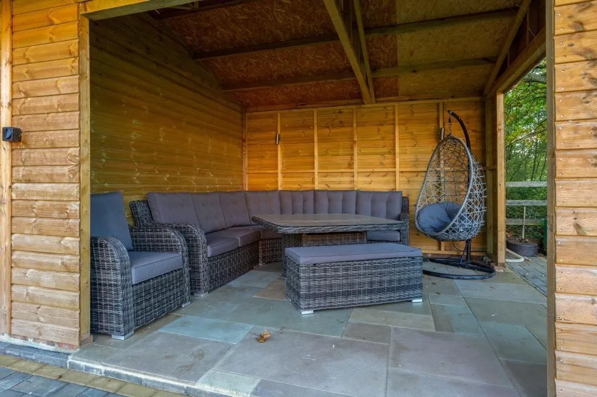 Hatherley House, Pamber End, RG26