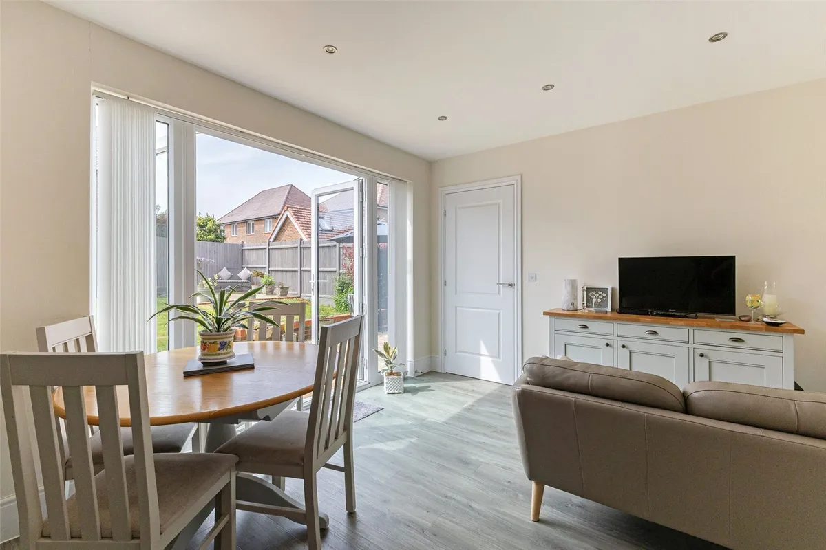 Runcie Crescent, Basingstoke, RG23