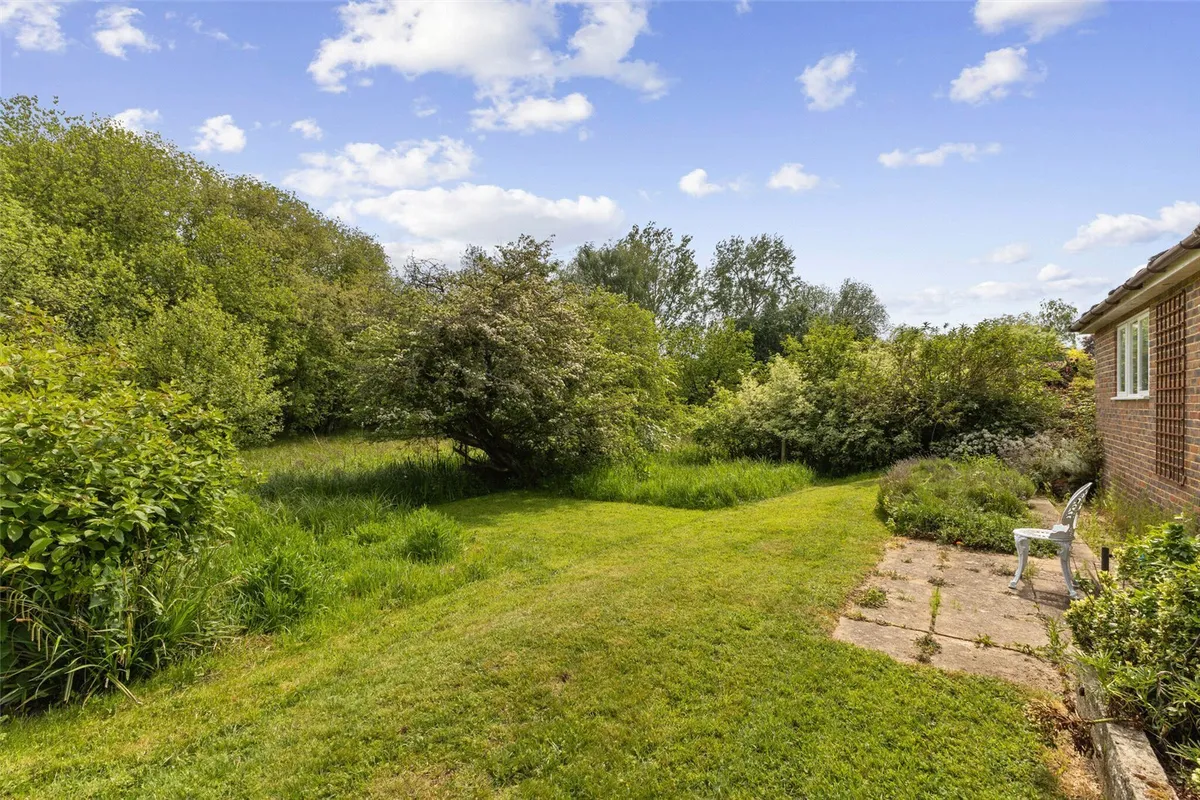Bournefield, Sherborne St John, RG24