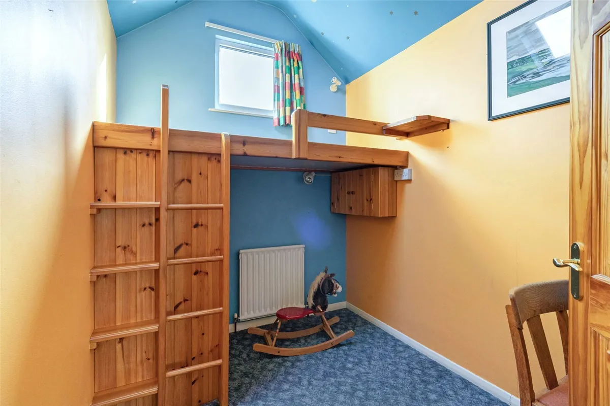 Hill House, North Waltham, RG25